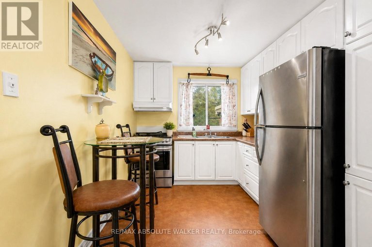 29676640/144-viewmount-drive/meadowlandscrestview/ottawa/ontario/K2G3B7_7