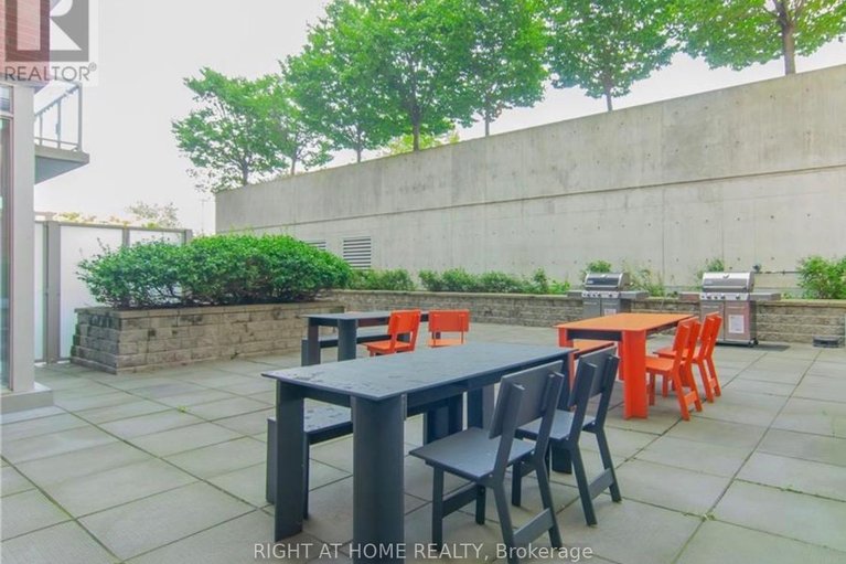 29501976/904-383-cumberland-street/lower-townbyward-market/ottawa/ontario/K1N1J7_26