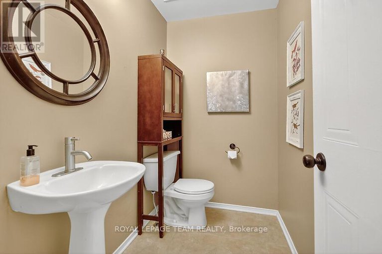 28929559/22-birchfield-avenue/emerald-meadowstrailwest/ottawa/ontario/K2M2N5_21
