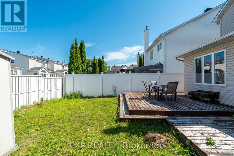 28746795/2103-gardenway-drive/fallingbrookgardenway-south/ottawa/ontario/K4A3K2_48