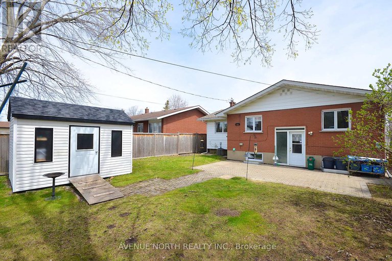 28262134/866-claude-street/castle-heightsrideau-high/ottawa/ontario/K1K2S6_27