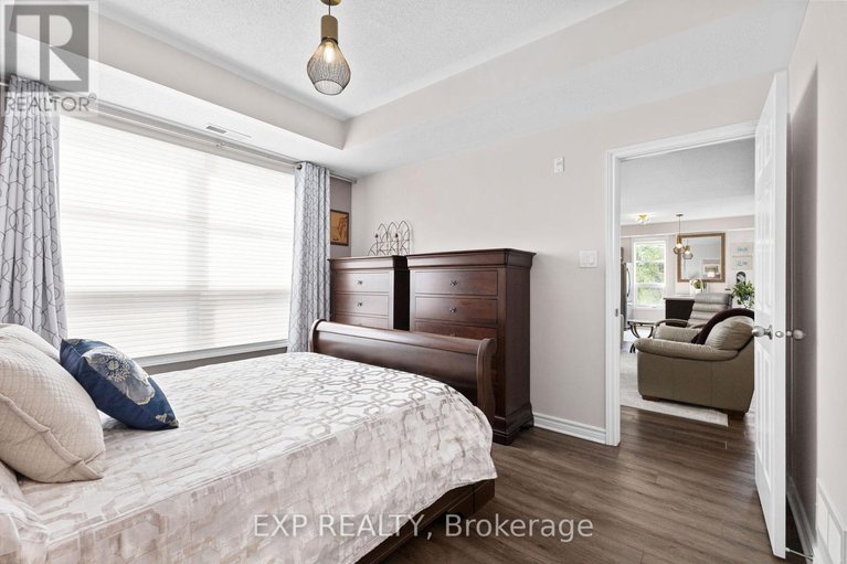 28736852/304-100-montblanc-private/convent-glen-north/ottawa/ontario/K1C0B2_25