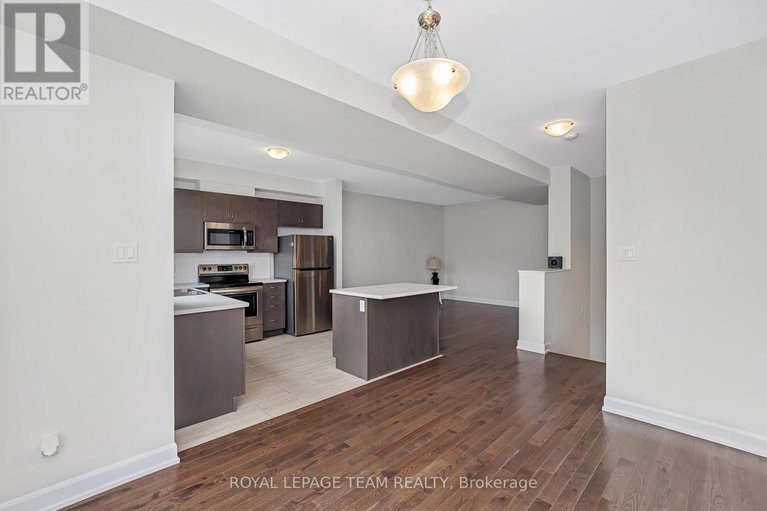 29154468/515-clemency-crescent/heritage-park/ottawa/ontario/K2J6R7_6