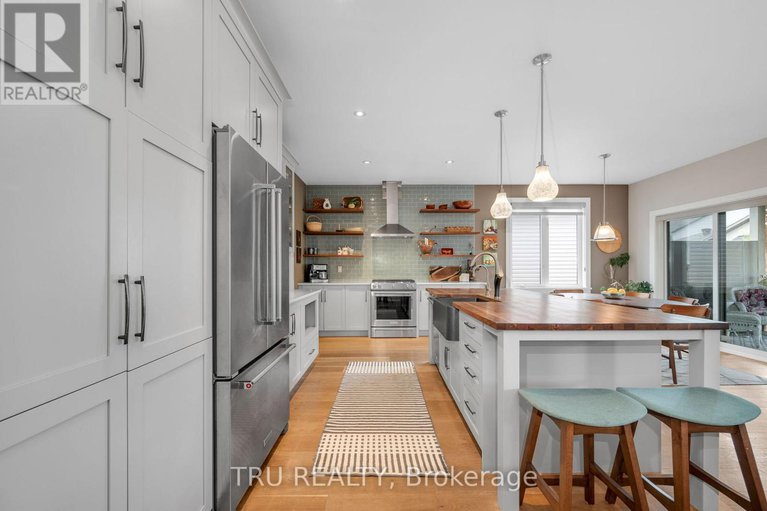 29129070/590-robert-hill-street/almonte/mississippi-mills/ontario/K0A1A0_18