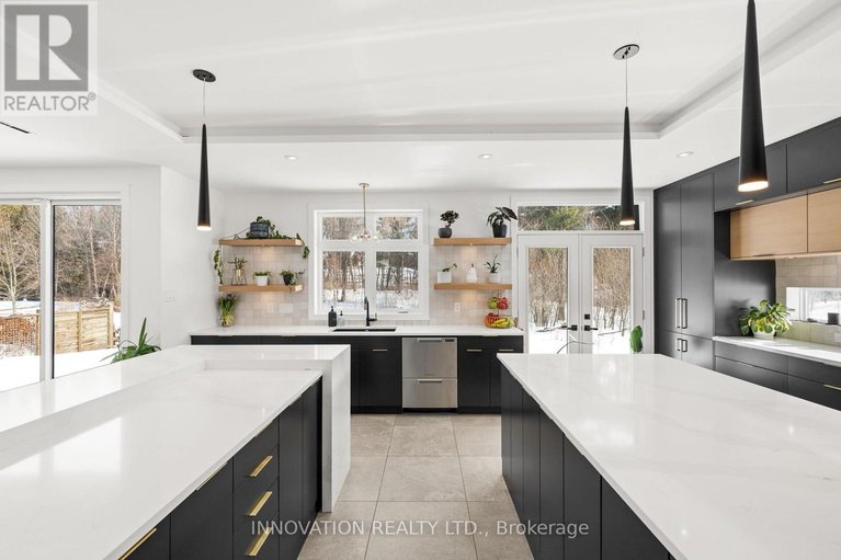 29436739/195-charlies-lane/carp/ottawa/ontario/K0A1L0_13