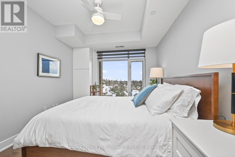 29292730/801-100-champagne-avenue-s/west-centre-town/ottawa/ontario/K1S4P4_16