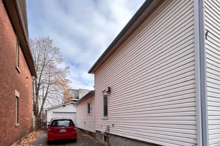 28310185/11-melrose-avenue/hintonburg/ottawa/ontario/K1Y1T8_6