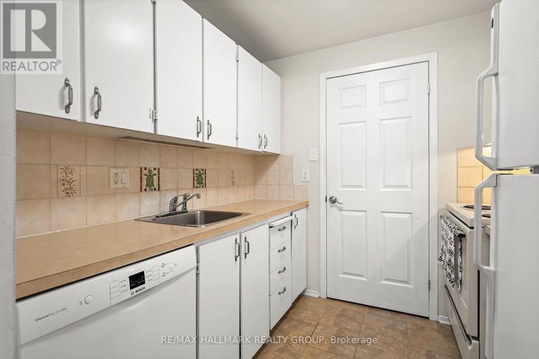 29471570/315-6532-bilberry-drive/orleans-wood/ottawa/ontario/K1C4N9_8