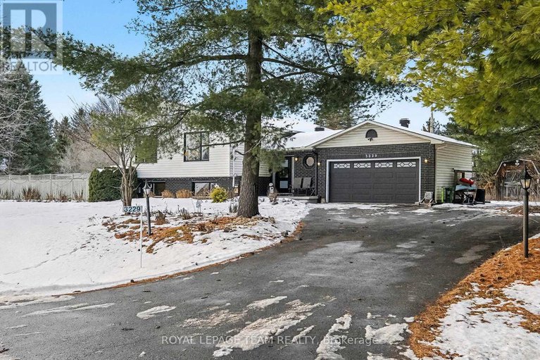 29196354/3229-wild-cherry-drive/osgoode/ottawa/ontario/K0A2W0_3