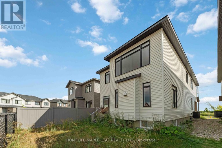 28816771/332-monticello-avenue/emerald-meadowstrailwest/ottawa/ontario/K2S2S5_30