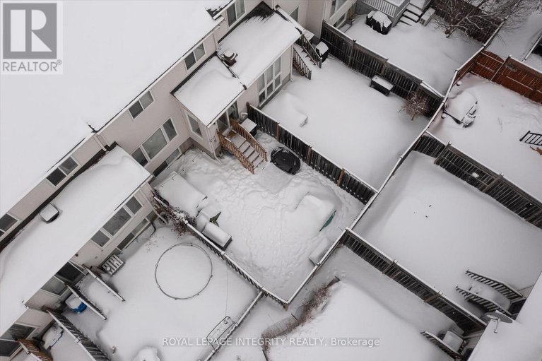 29413396/329-brigitta-street/emerald-meadowstrailwest/ottawa/ontario/K2S0H9_37