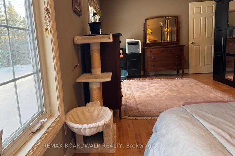 29165003/3042-dangerfield-road-w/north-grenville-twp-kemptville-south/north-grenville/ontario/K0G1J0_21