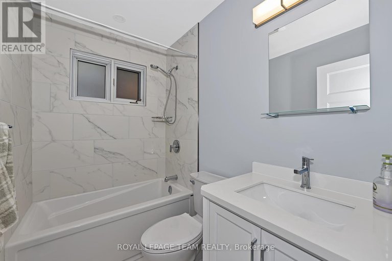 28729162/12-largo-crescent/meadowlandscrestview/ottawa/ontario/K2G3C7_24