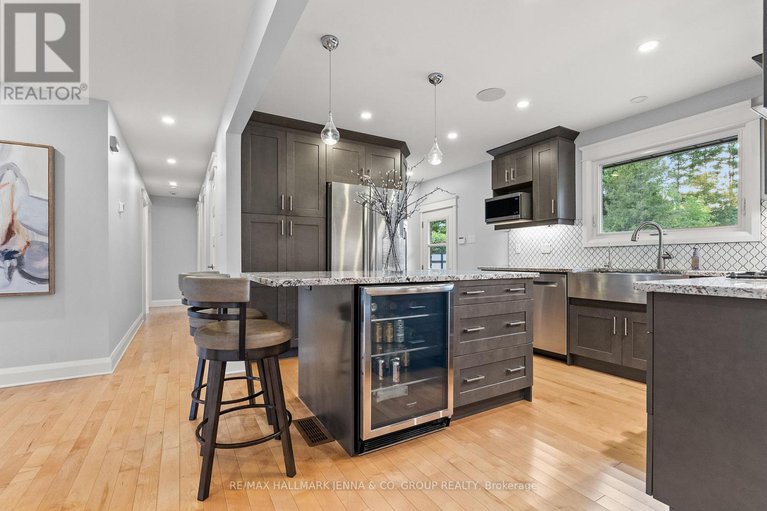 29027938/6577-michelangelo-court/north-gower/ottawa/ontario/K0A2T0_10