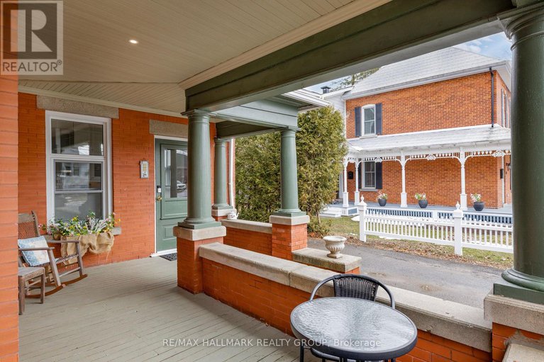 28129340/215-thomas-street/kemptville/north-grenville/ontario/K0G1J0_4