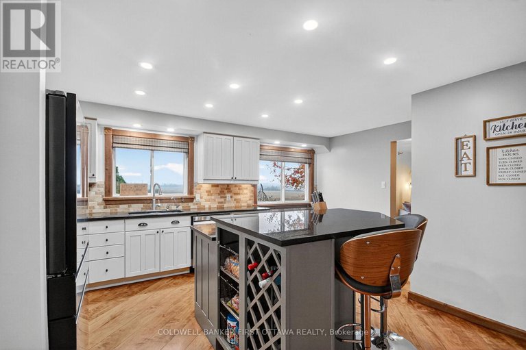 29056835/2889-swale-road/osgoode-twp-south-of-reg-rd-6/ottawa/ontario/K4P1N2_11