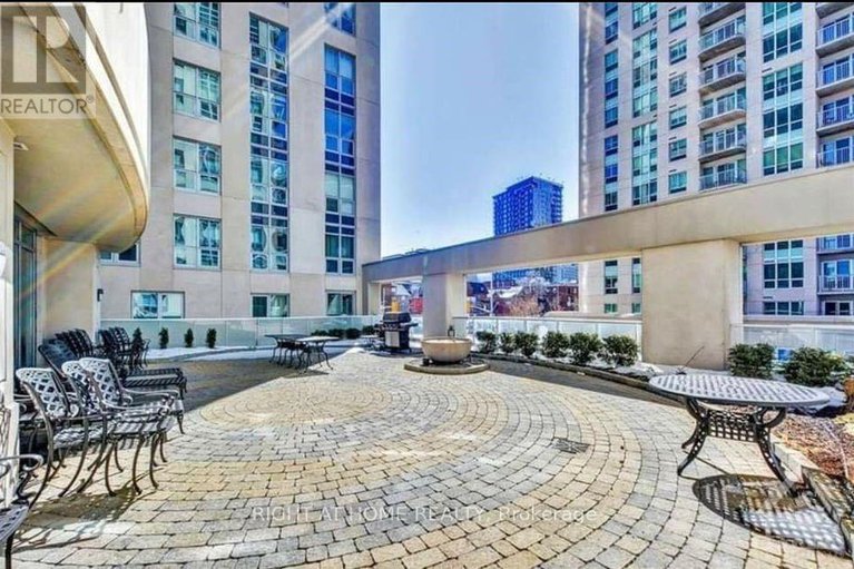 27658900/242-rideau-street-unitph2-2802/byward-market/ottawa/ontario/K1N0B7_7