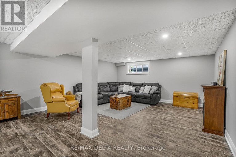 28925519/390-mercury-street/town-of-rockland/clarence-rockland/ontario/K4K0G7_30