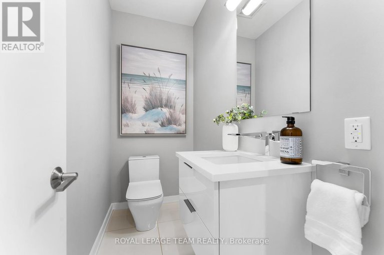28689436/250-sunnyridge-crescent/emerald-meadowstrailwest/ottawa/ontario/K2M0H3_12
