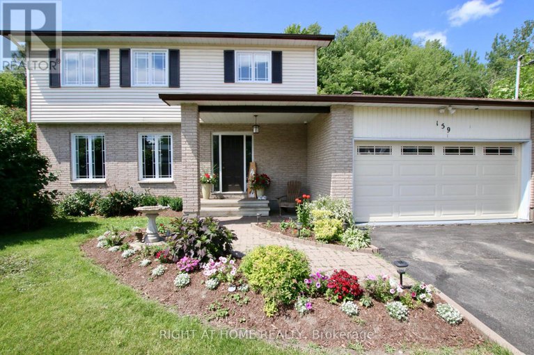 28520317/159-dunlop-crescent/village-of-russell/russell/ontario/K4R1B3_2
