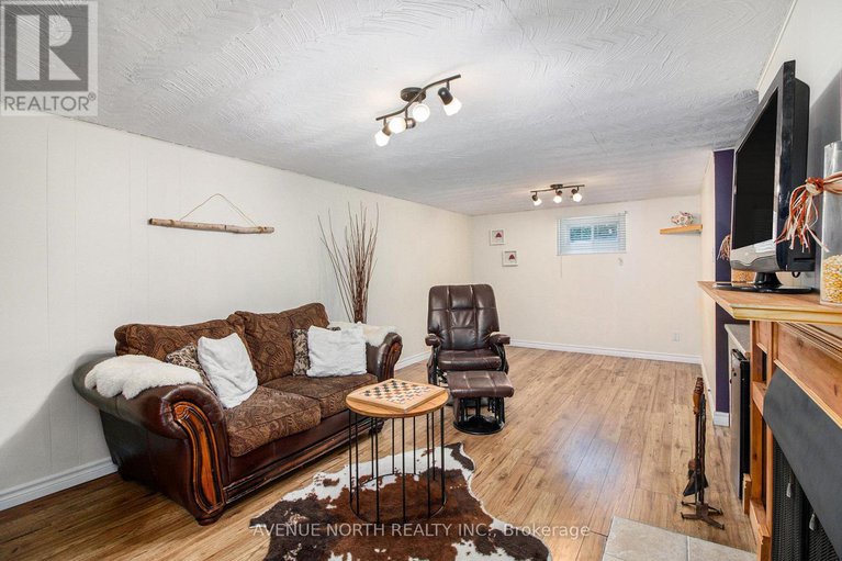 28616382/1228-amesbrooke-drive/copeland-park/ottawa/ontario/K2C2E6_24