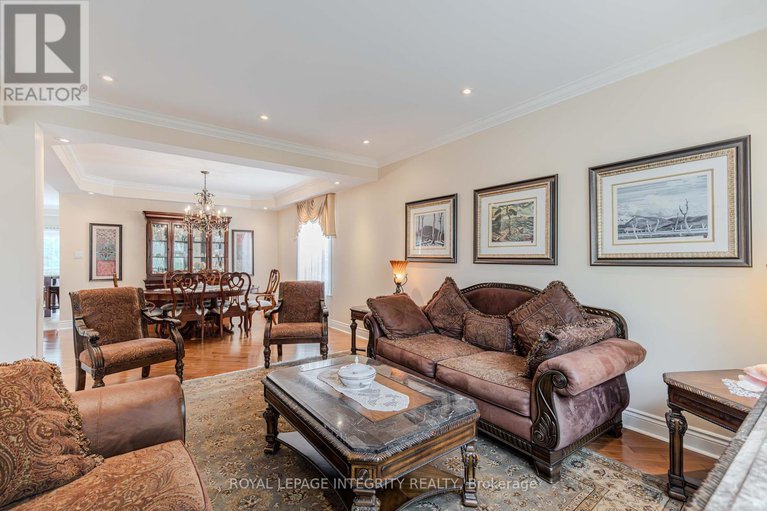 28715997/313-eckerson-avenue/stittsville-south/ottawa/ontario/K2S0K8_7