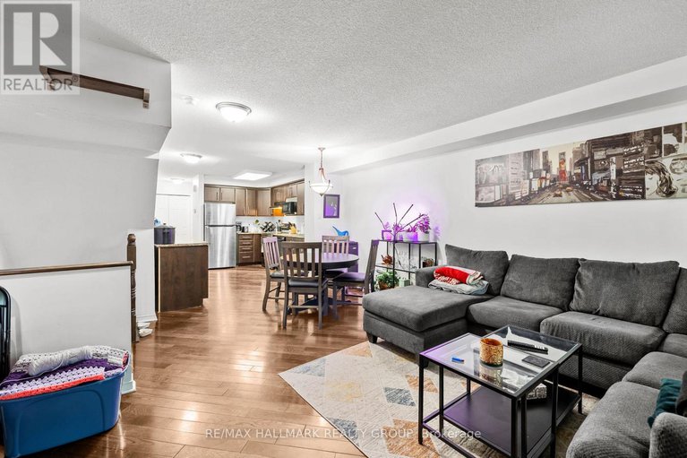 28440261/235-keltie-private/longfields/ottawa/ontario/K2J0A3_11