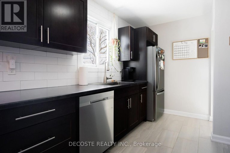 29524122/15-marlborough-street/maxville/north-glengarry/ontario/K0C1T0_6