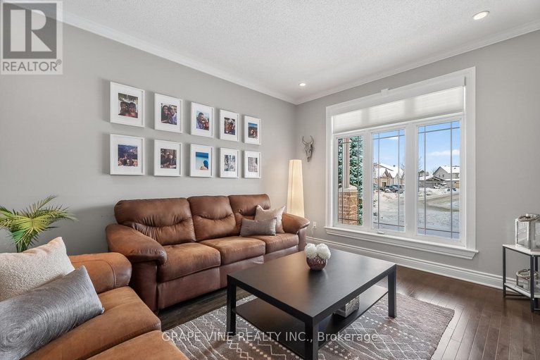 29232916/422-mercury-street/town-of-rockland/clarence-rockland/ontario/K4K0G8_4