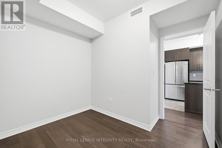 29678406/412-120-prestige-circle/chatelaine-village/ottawa/ontario/K4A1B4_32