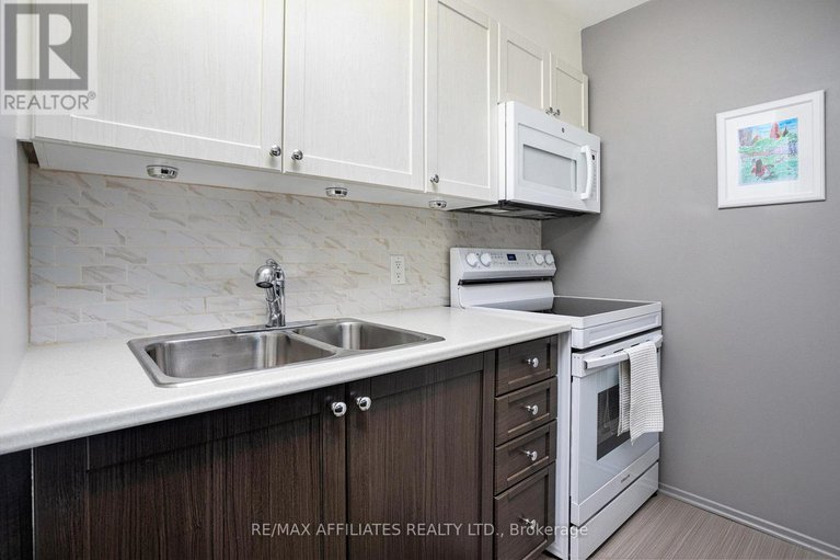 28977949/207-270-brittany-drive/viscount-alexander-park/ottawa/ontario/K1K0R8_9