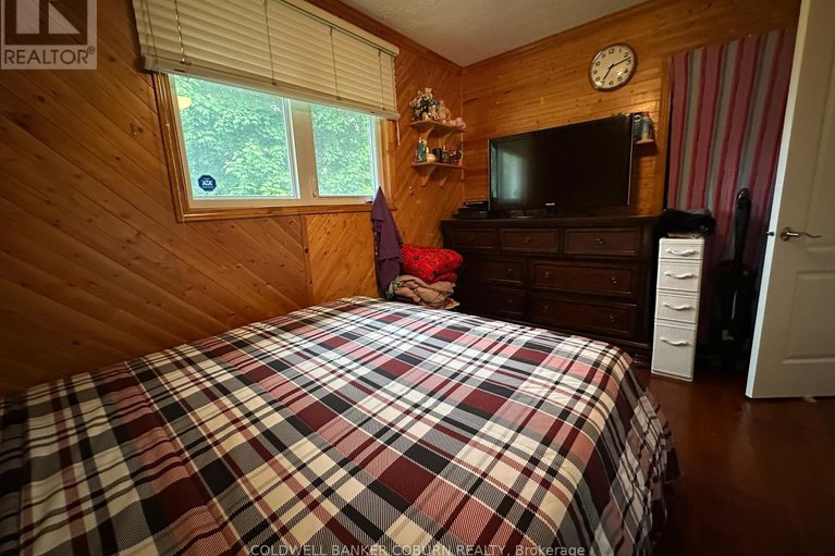 28429143/280-county-44-road/kemptville/north-grenville/ontario/K0G1J0_12