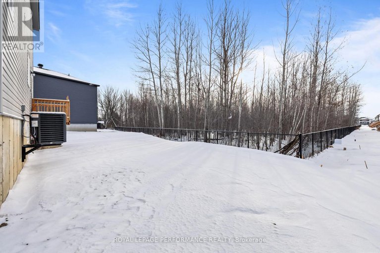 29178346/10-academie-street/embrun/russell/ontario/K0A1W0_35