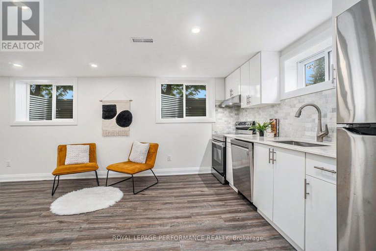 29325454/26-majestic-drive/manordale/ottawa/ontario/K2G1C7_18