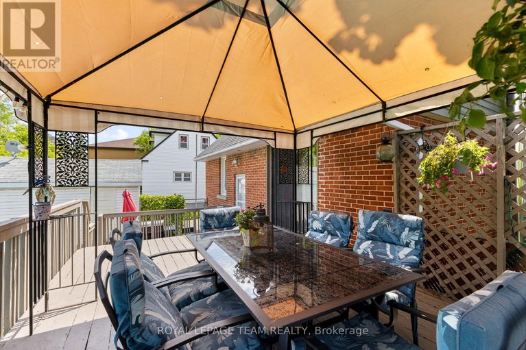 28500316/1357-thames-street/carlington/ottawa/ontario/K1Z7N3_32