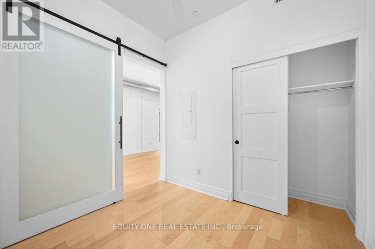 28541056/105-101-pinhey-street/hintonburg/ottawa/ontario/K1Y1T7_23