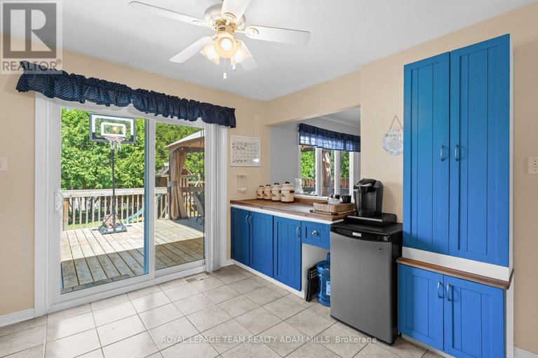 28573380/607-tourelle-drive/fallingbrookgardenway-south/ottawa/ontario/K4A3H5_15
