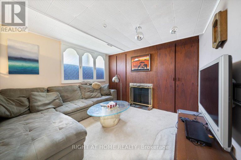 29161364/1-harrogate-place/crystal-beach/ottawa/ontario/K2H5L6_18