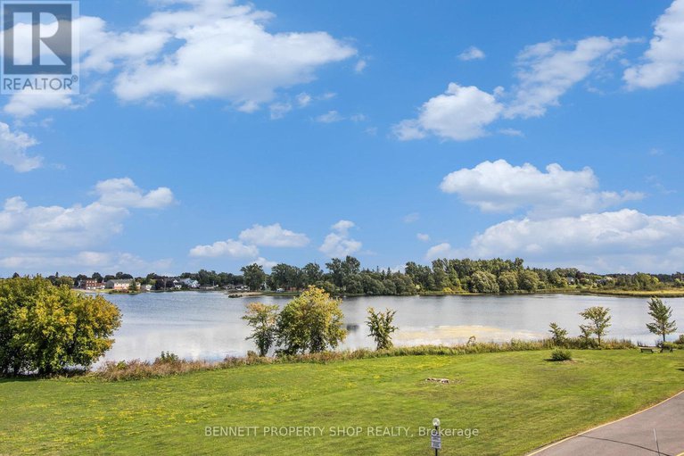 28849817/unit-307-220-kenyon-st-street-w/alexandria/north-glengarry/ontario/K0C1A0_14