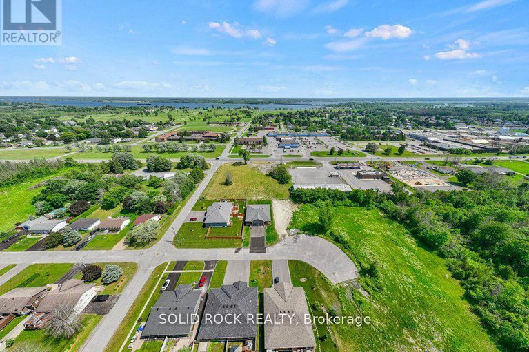 28290405/9-billings-avenue-w/iroquois/south-dundas/ontario/K0E1K0_11