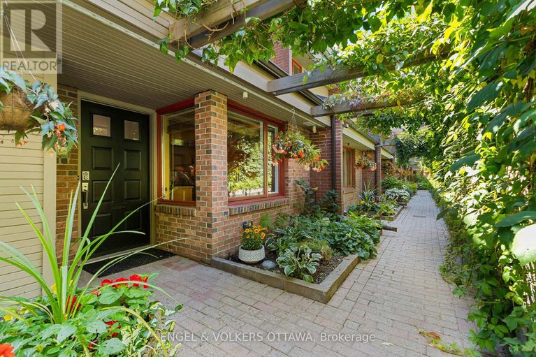 28841163/1-125-springfield-road/lindenlea/ottawa/ontario/K1M1C5_2