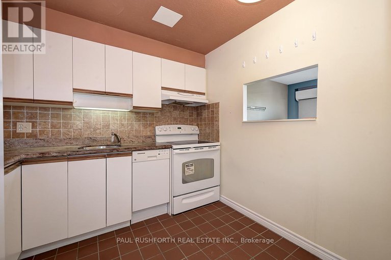 29431778/518-20-chesterton-drive/borden-farmstewart-farmcarleton-heightsparkwood-hills/ottawa/ontario/K2E6Z7_13