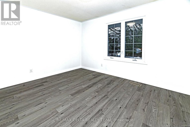 29227688/785-de-salaberry-street/beacon-hill-north/ottawa/ontario/K1J6Y5_19