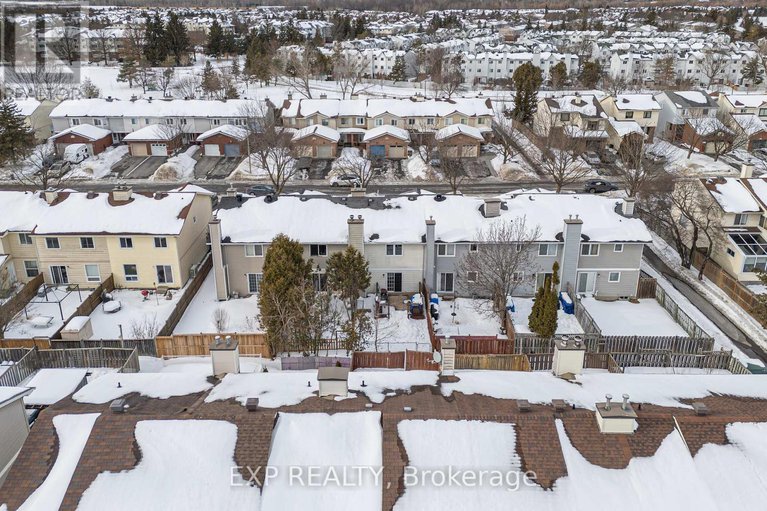 29401588/157-huntersfield-drive/hunt-club-parkgreenboro/ottawa/ontario/K1T3M1_29