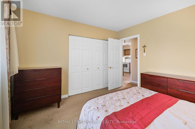 28636832/41-viewmount-drive/meadowlandscrestview/ottawa/ontario/K2G3C4_14