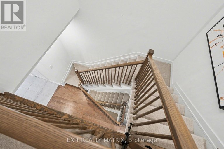 29613150/656-putney-crescent-w/stittsville-south/ottawa/ontario/K2S2N7_15