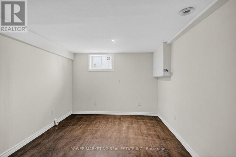 28690324/528-mutual-street/castle-heights/ottawa/ontario/K1K1C6_26