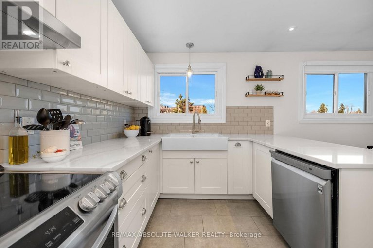 29640984/2052-valley-drive/elmvale-acresurbandale/ottawa/ontario/K1G2P4_10