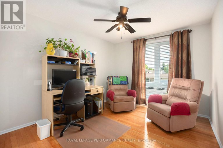 28777334/4362-whittaker-crescent/pineview/ottawa/ontario/K1B4P2_28