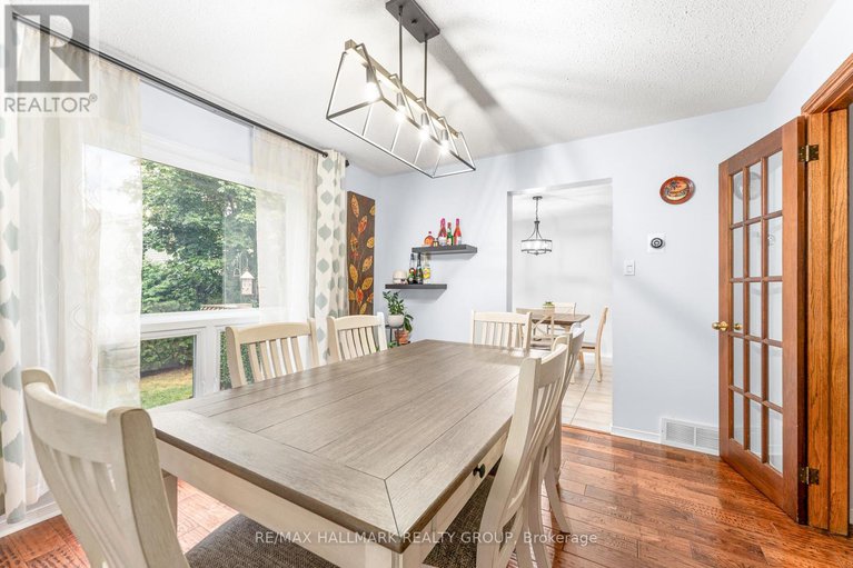 28798161/59-shearer-crescent/katimavik/ottawa/ontario/K2L3N3_11